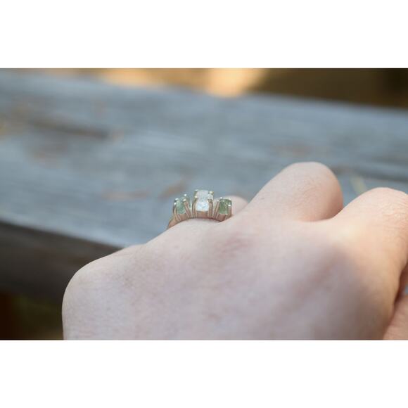 Natural Sapphire Ring, raw sapphire ring, unique sapphire ring, raw gem ring, - Picture 4 of 5